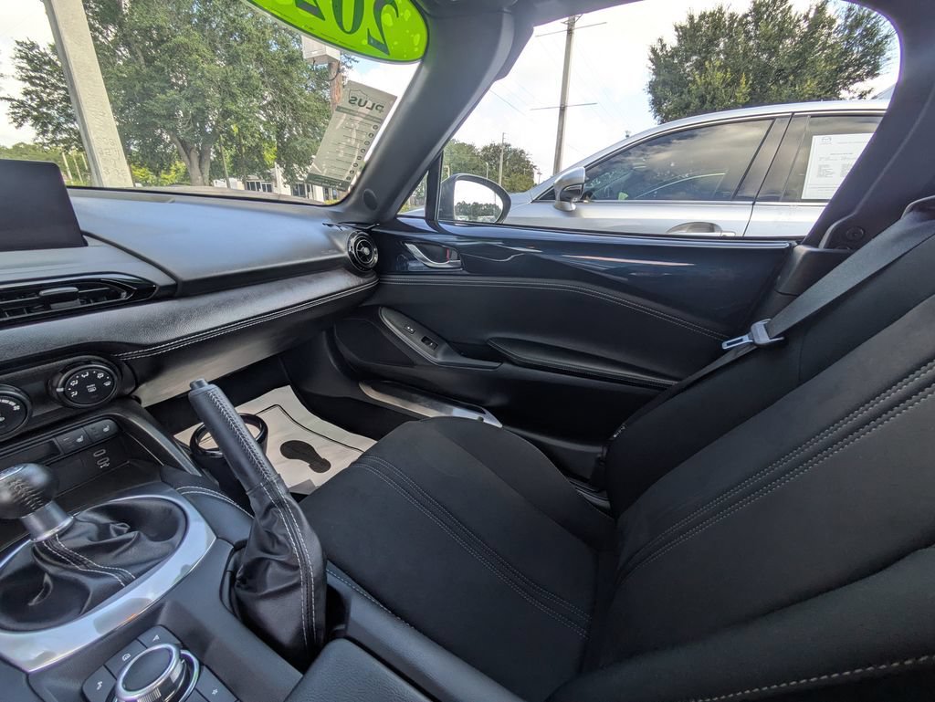 Certified 2025 MAZDA MX-5 Miata Club w/ Interior Package RWD image 19