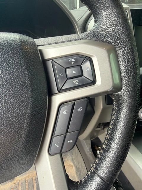 Used 2015 Ford F150 Lariat w/ Equipment Group 501A Mid AWD/4WD image 16