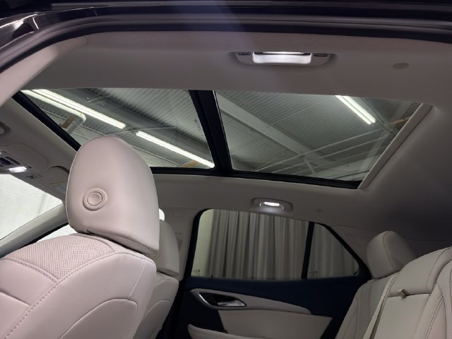 Used 2025 Buick Envision Avenir AWD/4WD image 22