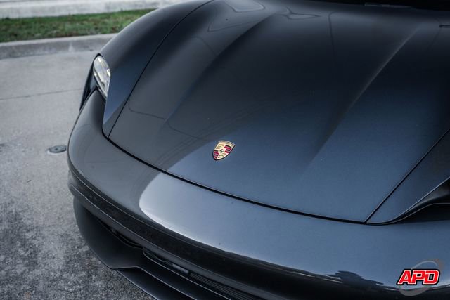 Used 2021 Porsche Taycan 4S w/ Premium Package image 25