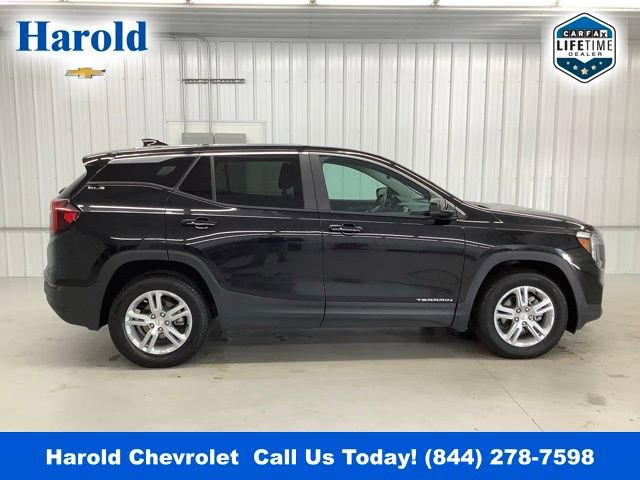 Used 2024 GMC Terrain SLE image 6