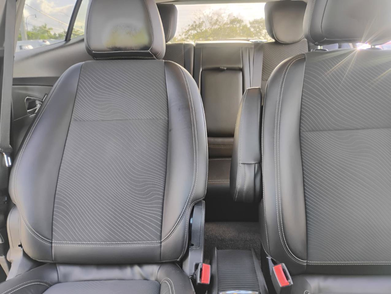 Used 2014 Buick Encore Convenience FWD image 43