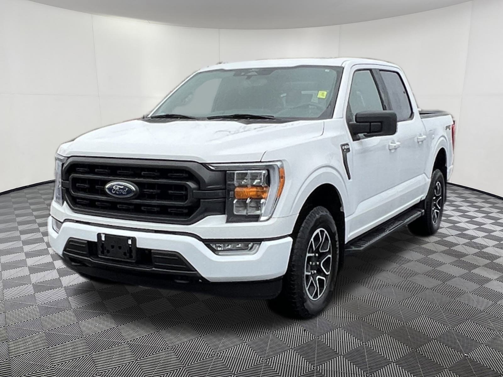 Used 2022 Ford F150 XLT w/ Equipment Group 302A High image 3