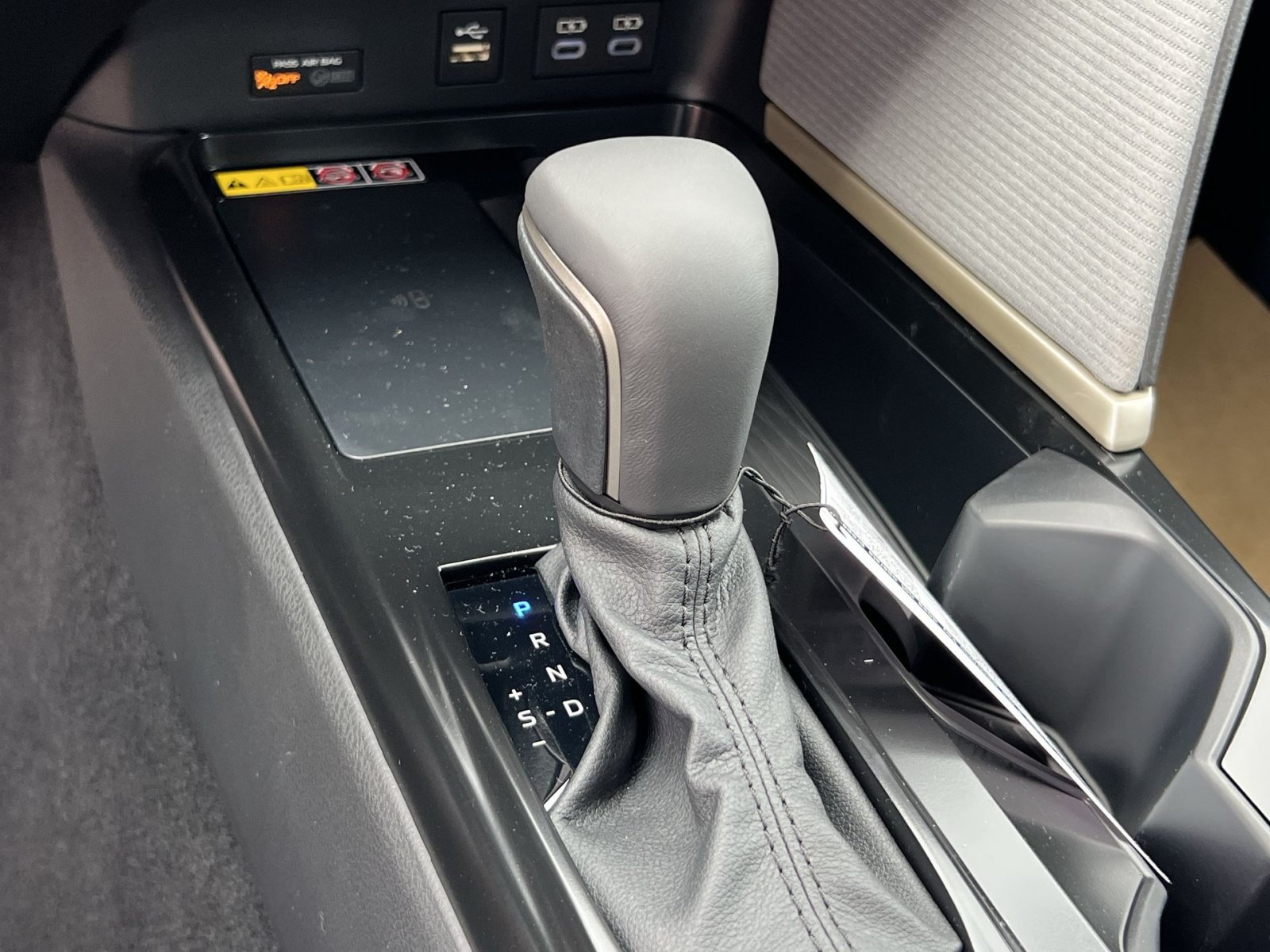 New 2026 Toyota Camry SE w/ Multimedia Upgrade Package FWD image 17