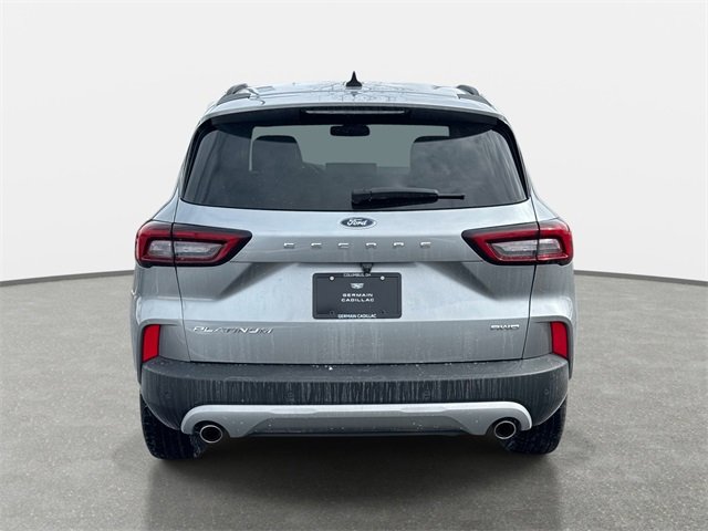 Used 2023 Ford Escape Platinum image 4