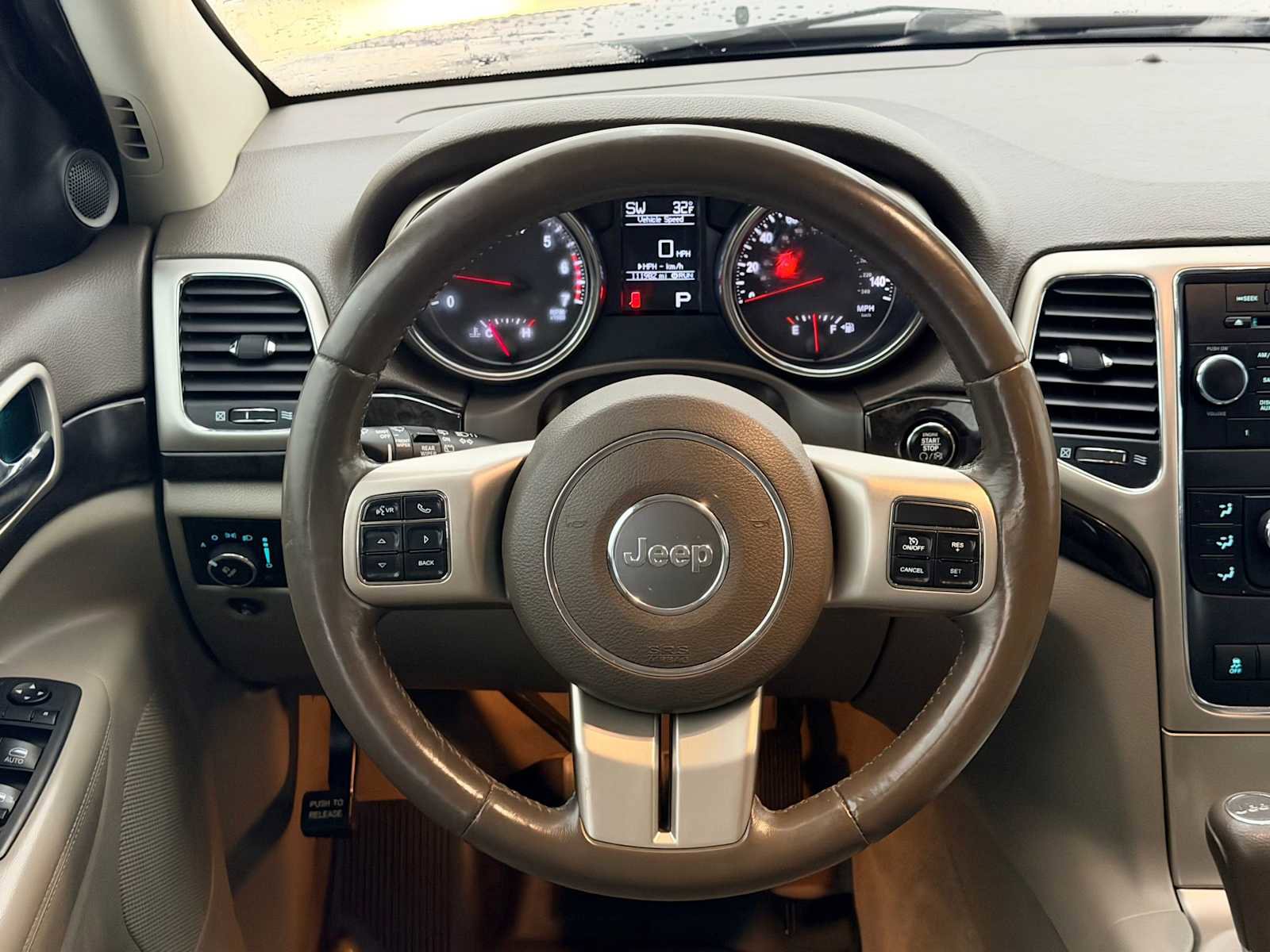 Used 2012 Jeep Grand Cherokee Laredo w/ All Weather Capability Group image 22