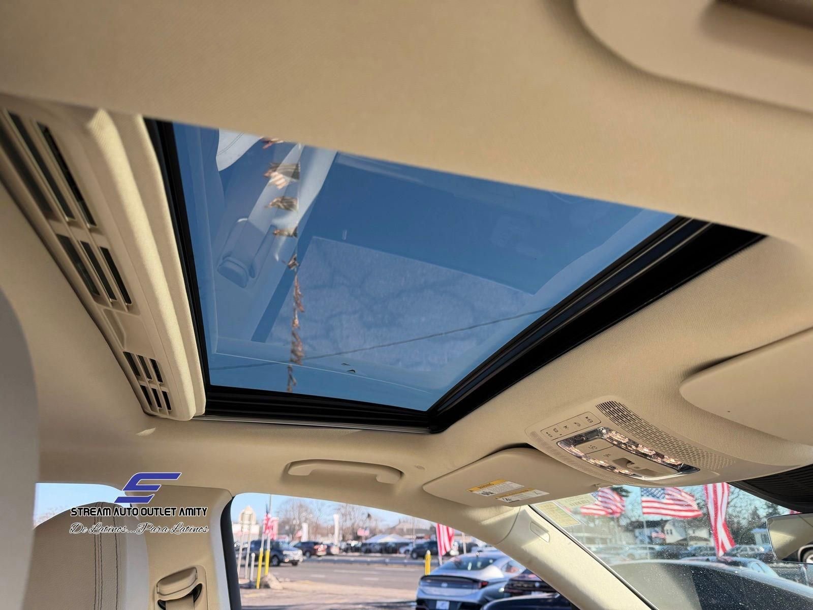 Used 2024 Mercedes-Benz GLE 350 4MATIC image 17