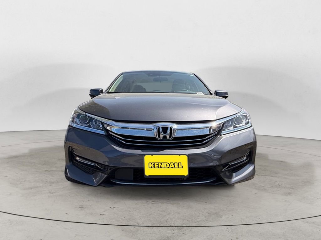 Used 2017 Honda Accord Hybrid Sedan image 8