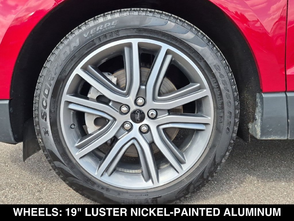 Used 2024 Ford Edge Titanium AWD/4WD image 16