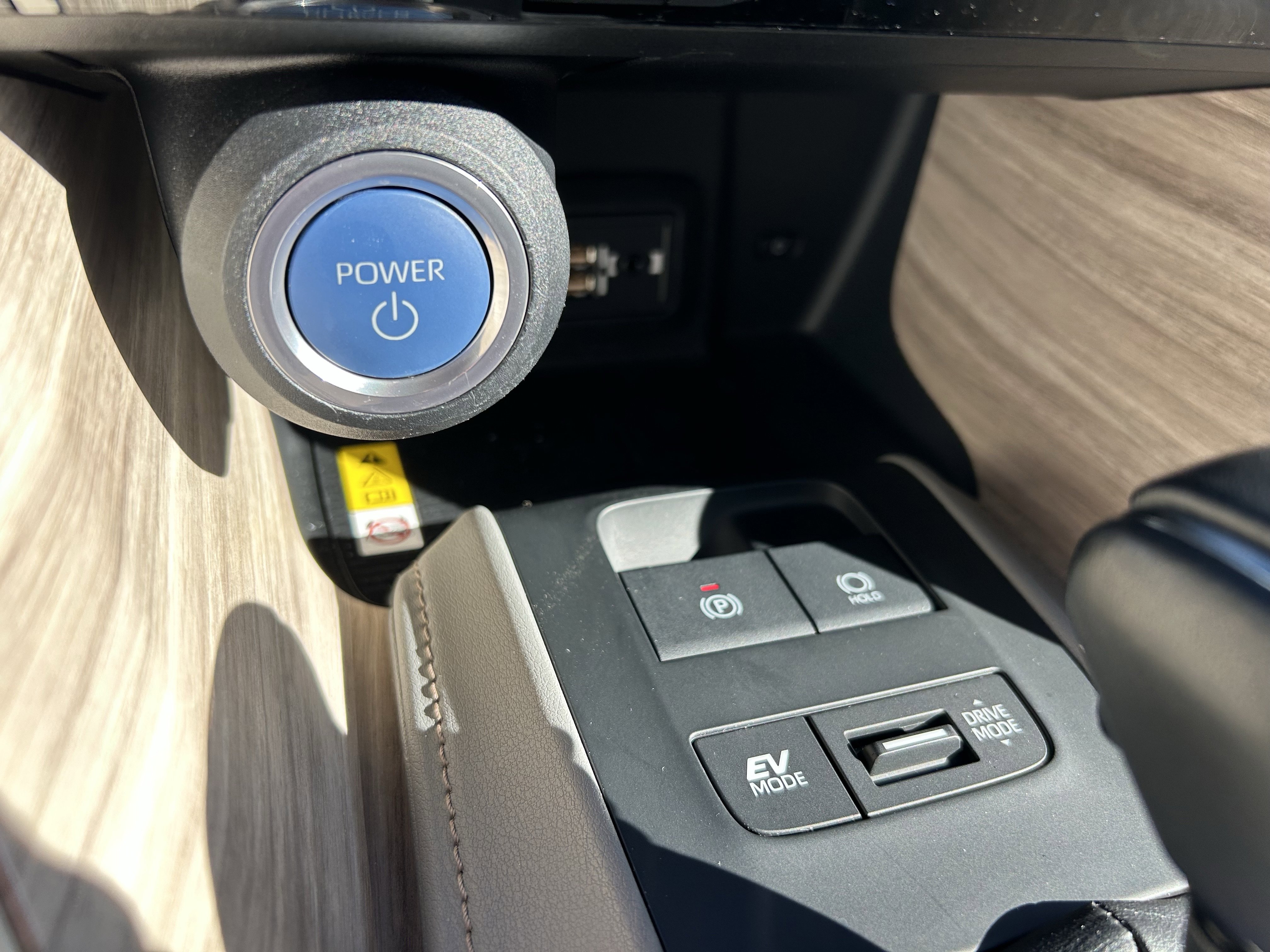 Certified 2022 Toyota Venza Limited w/ Advanced Technology Package image 30