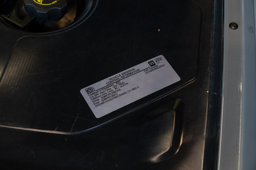 Used 2025 Chevrolet Corvette Stingray Preferred Cpe w/ 2LT image 32