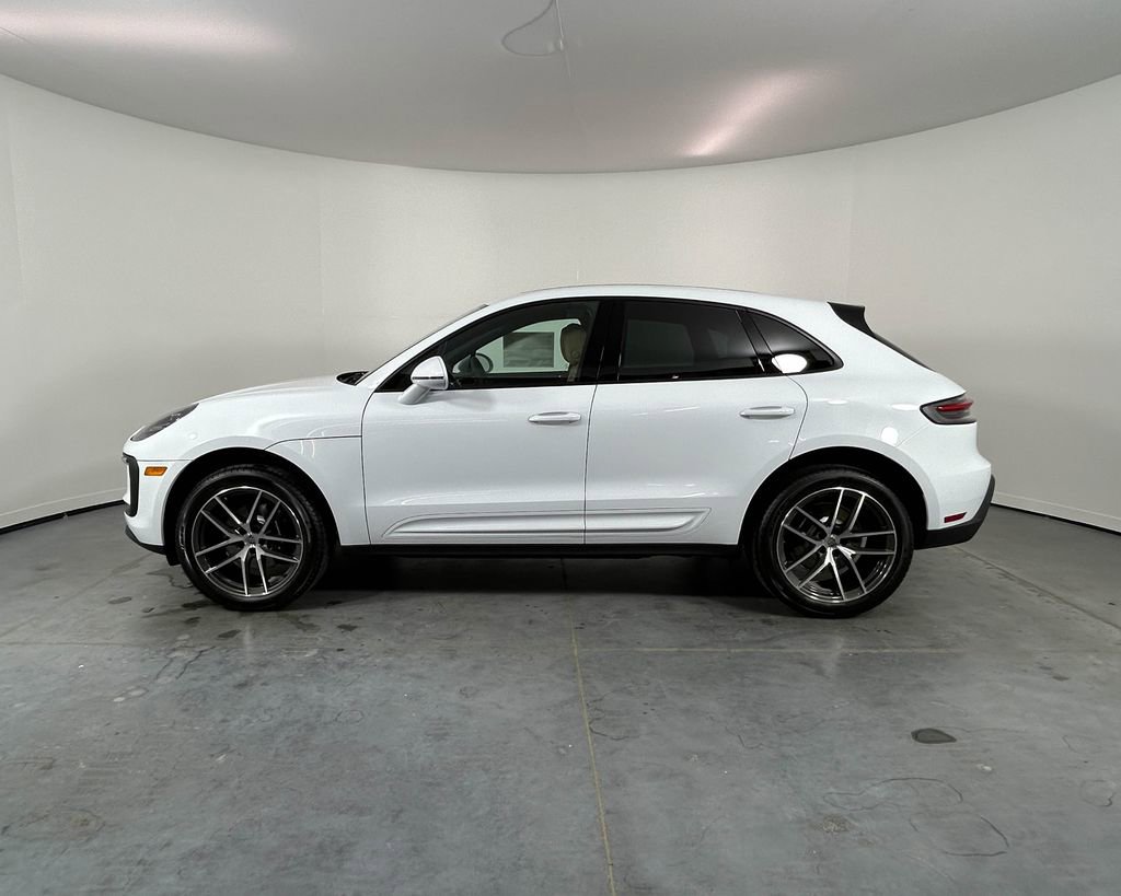New 2026 Porsche Macan AWD/4WD image 2
