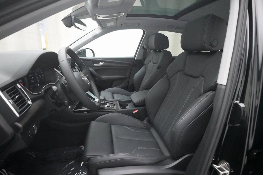New 2025 Audi Q5 e Premium Plus image 7