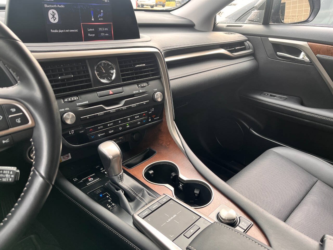 Used 2021 Lexus RX 350L Premium w/ Premium Package AWD/4WD image 12
