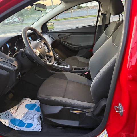Used 2012 Ford Focus SE image 10