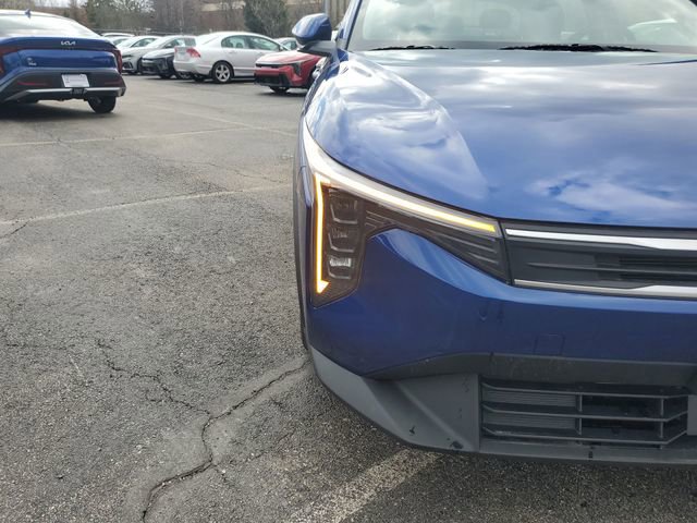 New 2025 Kia K4 LXS image 27