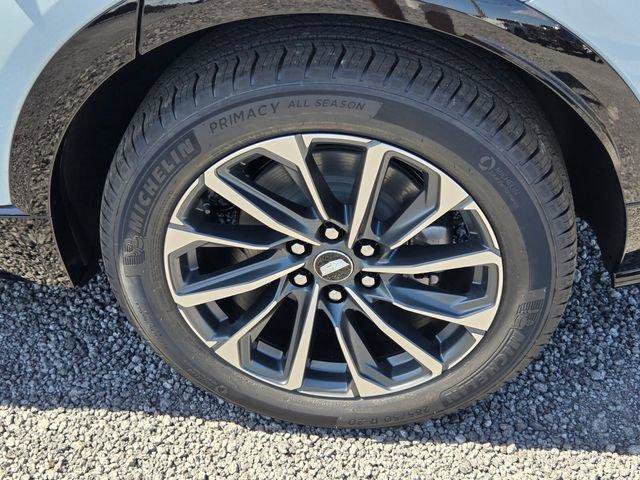 New 2026 Cadillac Lyriq Sport image 12