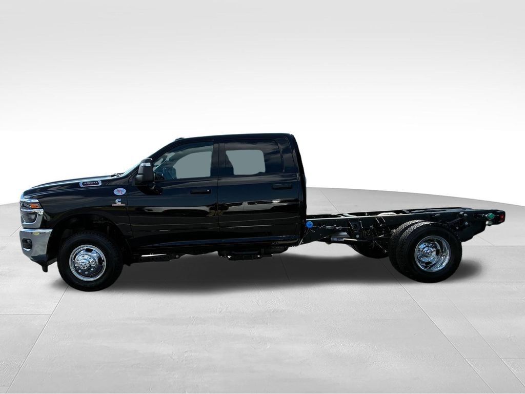 New 2026 RAM 3500 Tradesman w/ Chrome Appearance Group A AWD/4WD image 2