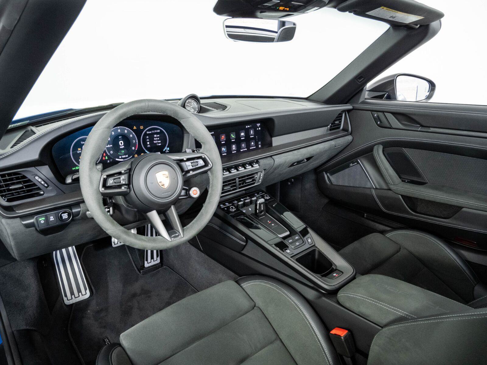 Certified 2025 Porsche 911 Carrera 4 GTS AWD/4WD image 4