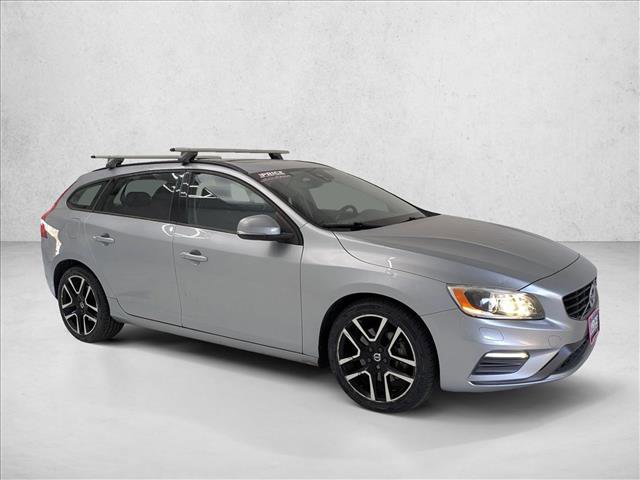 Used 2018 Volvo V60 T5 Dynamic w/ Vision Package video 3