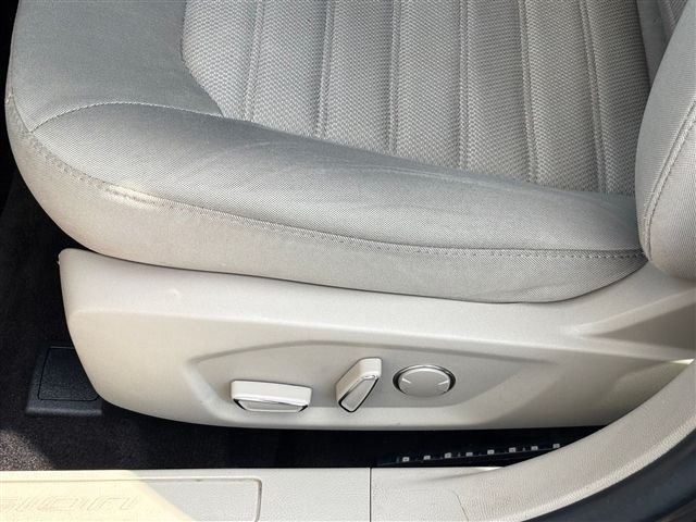 Certified 2020 Ford Fusion SE FWD image 16