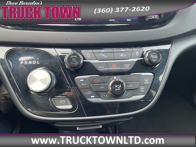 Used 2025 Chrysler Pacifica Select FWD image 27