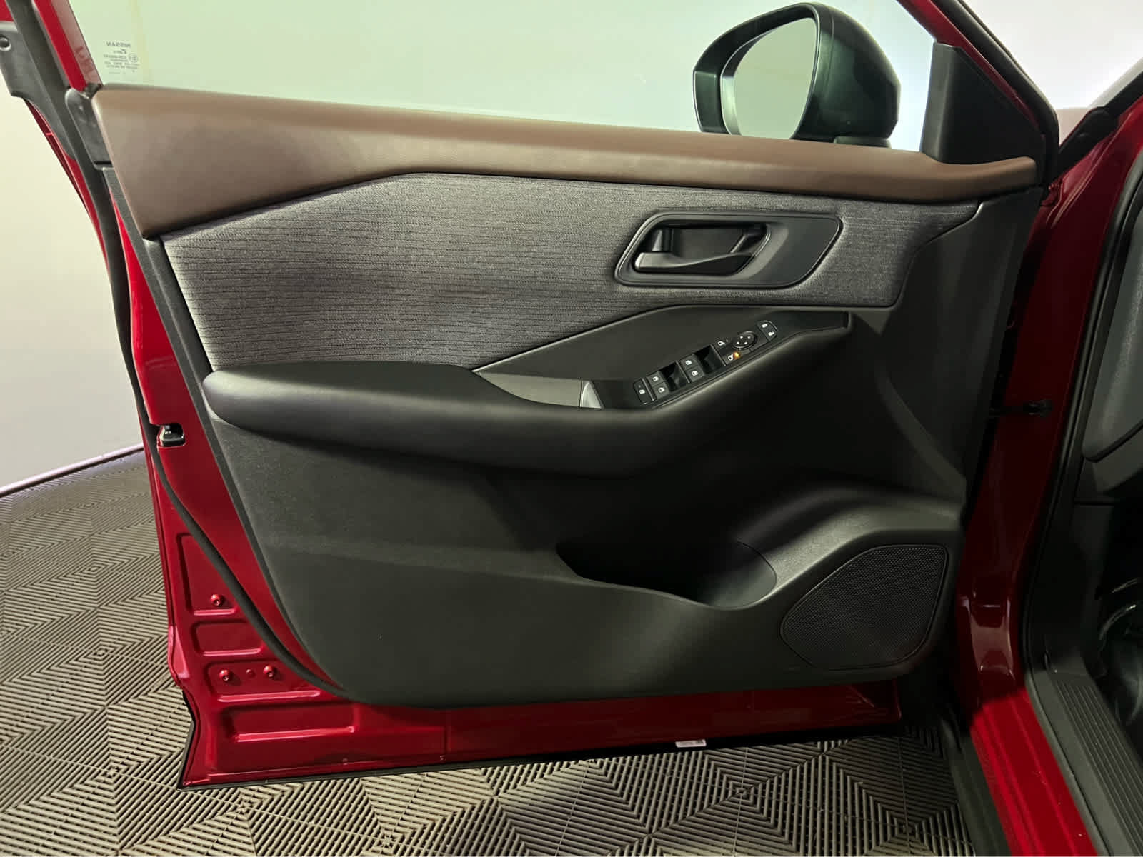 Certified 2023 Nissan Rogue S AWD/4WD image 21