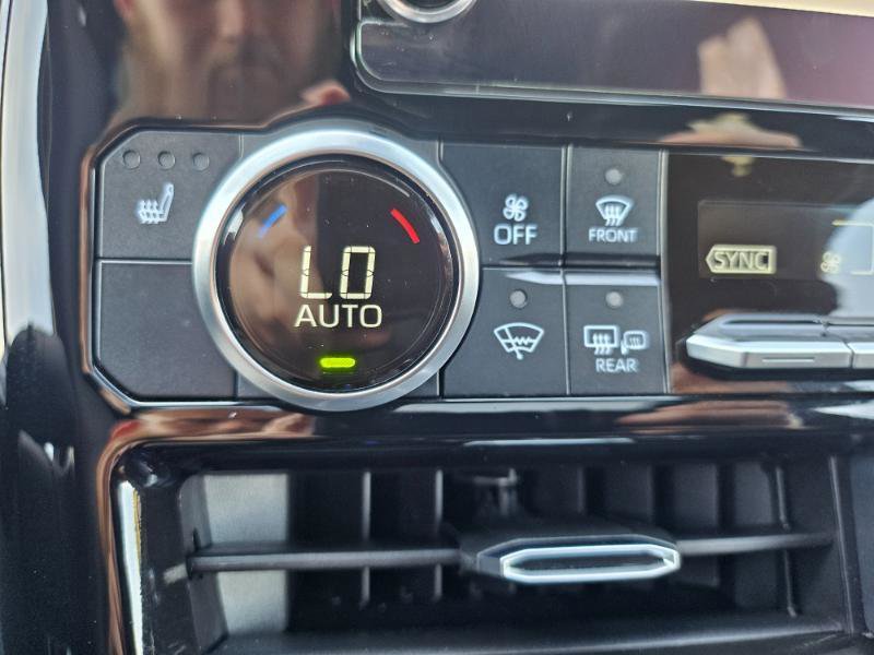 Used 2024 Toyota Highlander XSE FWD image 58