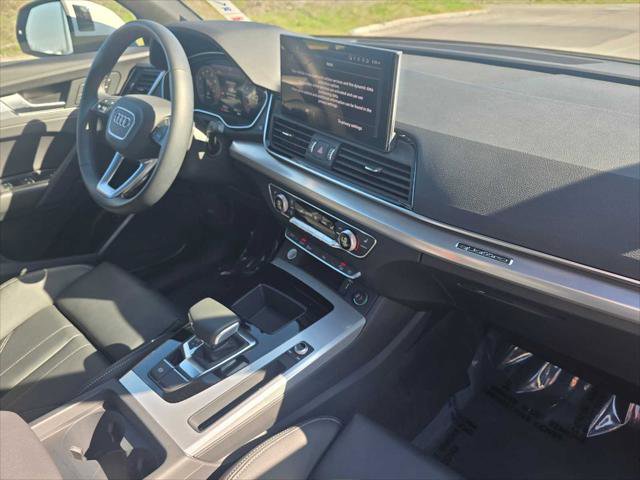 Used 2025 Audi Q5 2.0T Premium image 12