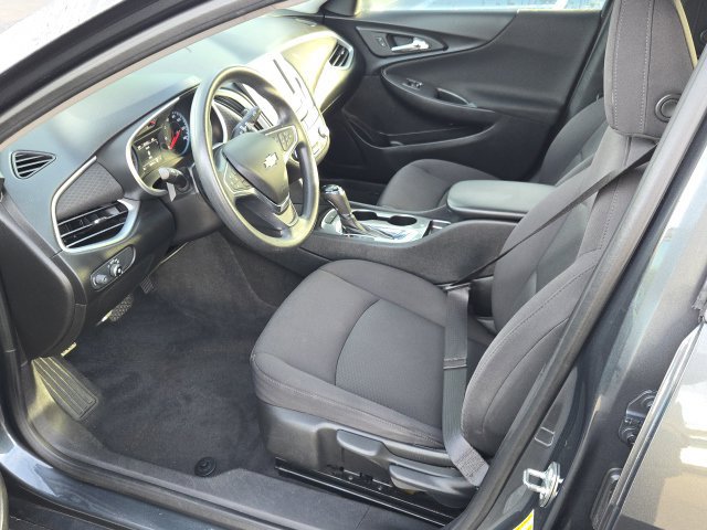 Used 2017 Chevrolet Malibu LS FWD image 12