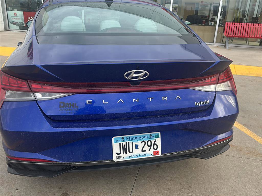 Used 2023 Hyundai Elantra Limited image 16