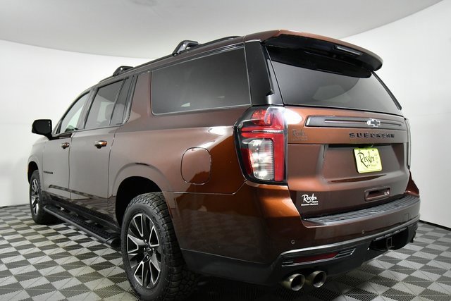 Used 2022 Chevrolet Suburban Z71 w/ Z71 Off-Road Package image 13