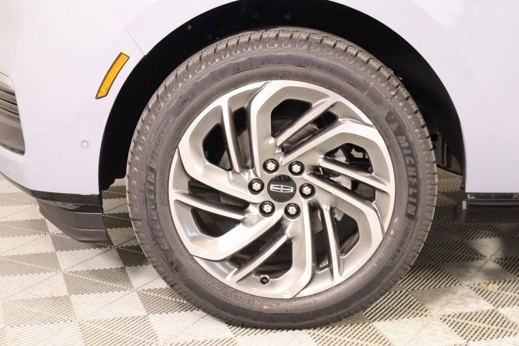 New 2025 Lincoln Navigator Reserve image 19