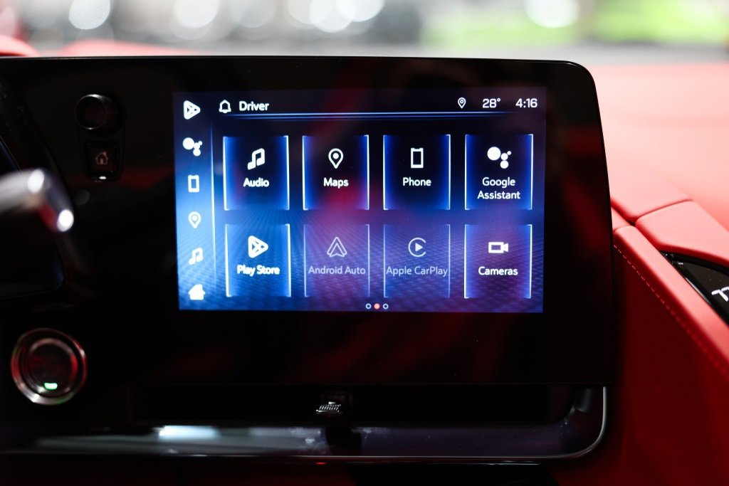 Used 2024 Chevrolet Corvette Stingray Premium Conv w/ Z51 Performance Package image 40