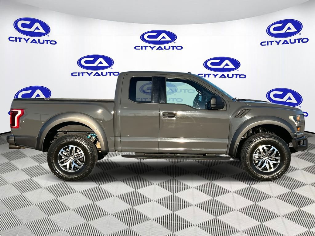 Used 2018 Ford F150 Raptor image 2