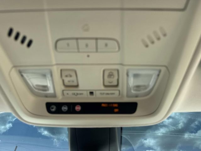 Used 2018 Cadillac XT5 Premium Luxury image 20