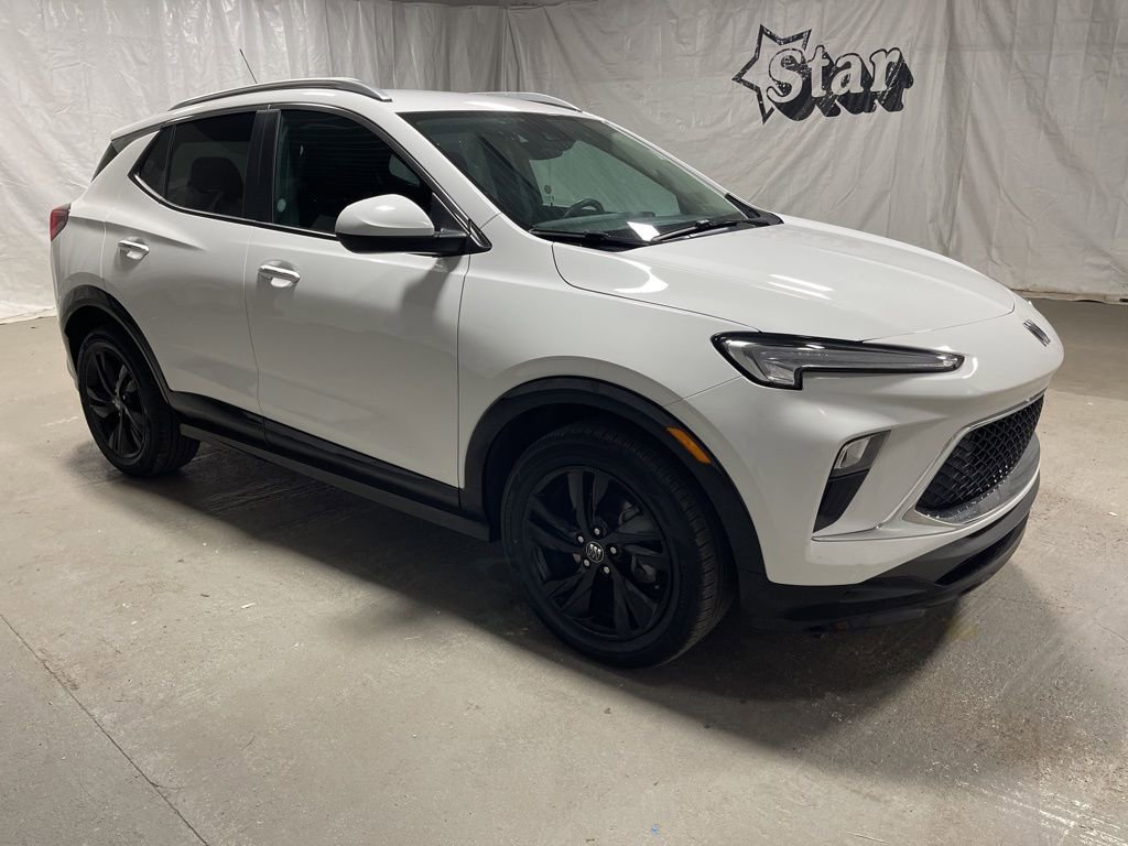 Used 2024 Buick Encore GX Sport Touring w/ Comfort Package image 1