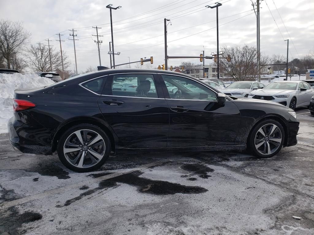 Certified 2025 Acura TLX w/ Technology Package image 10