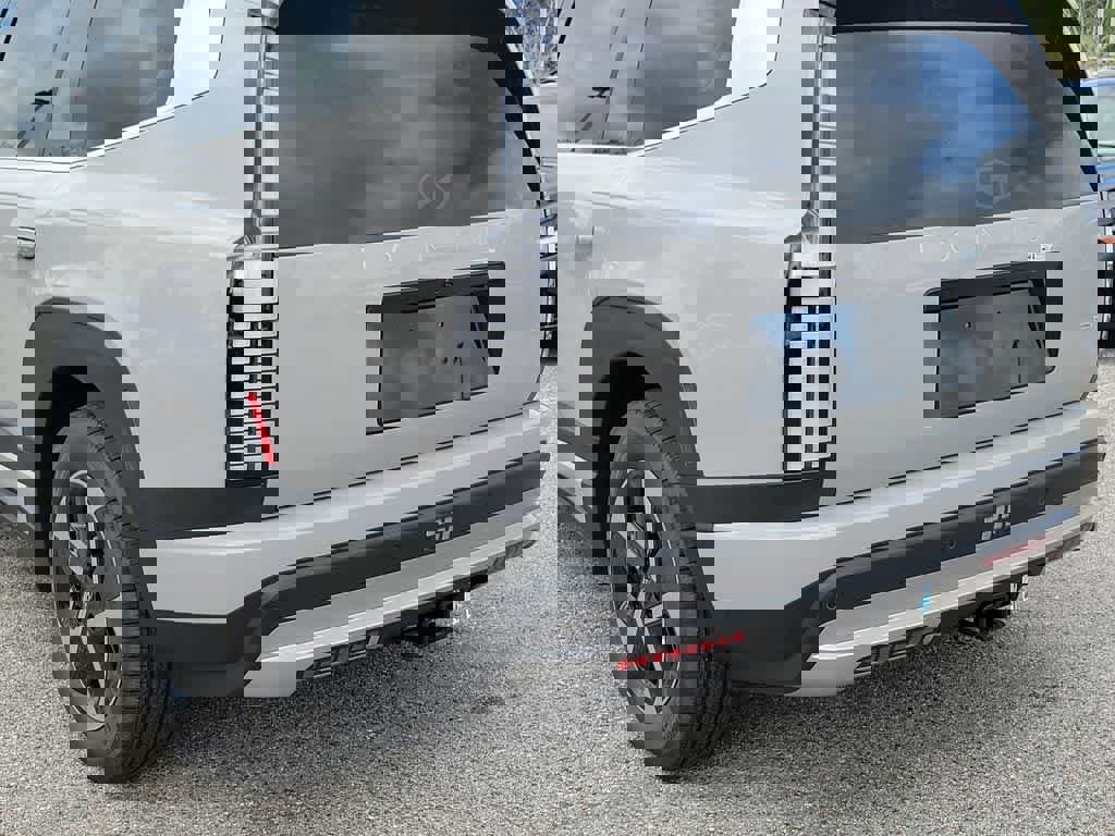 New 2026 Hyundai Ioniq 9 SE image 8