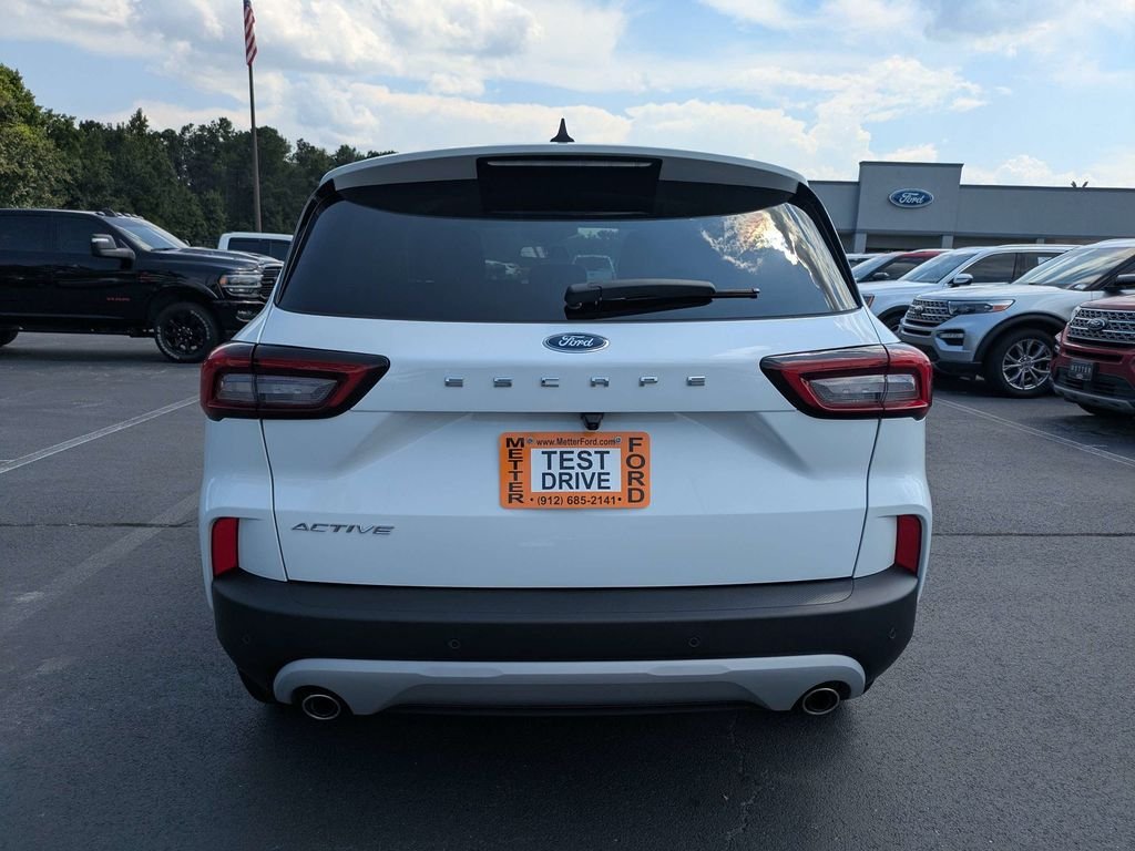 Used 2024 Ford Escape Active w/ Tech Pack #2 FWD image 5