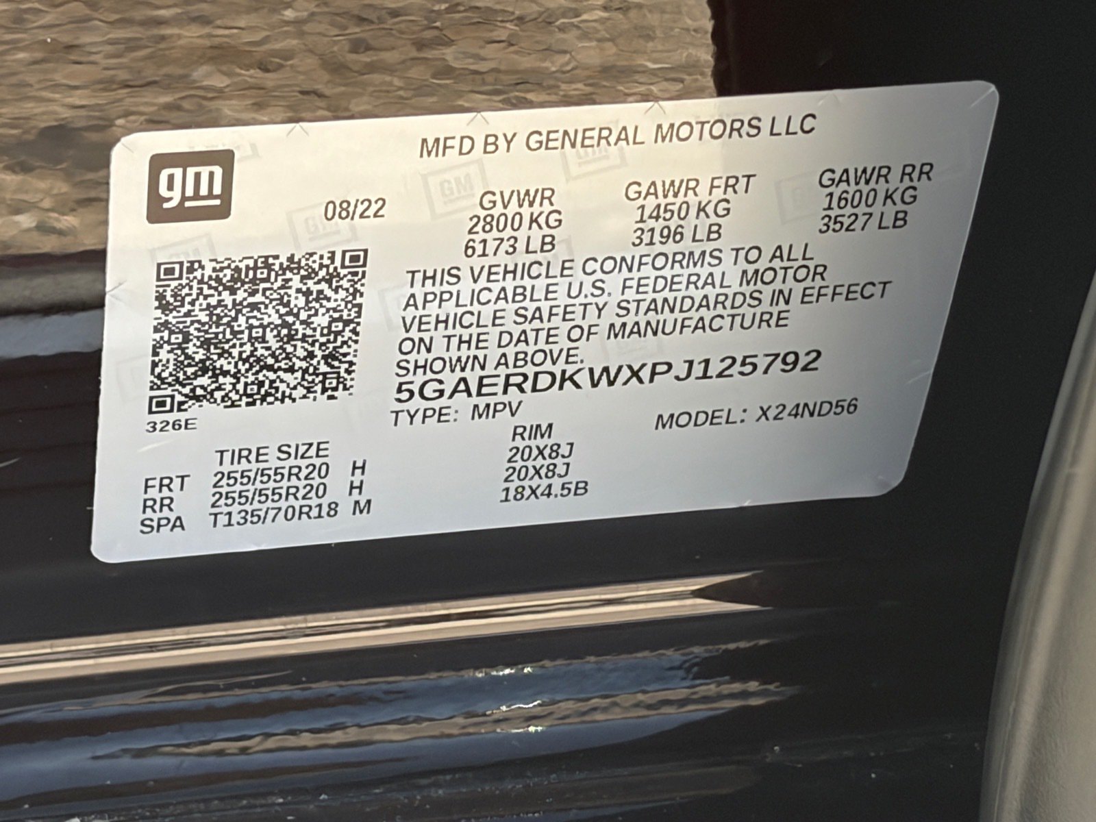 Used 2023 Buick Enclave Avenir w/ Avenir Technology Package FWD image 29