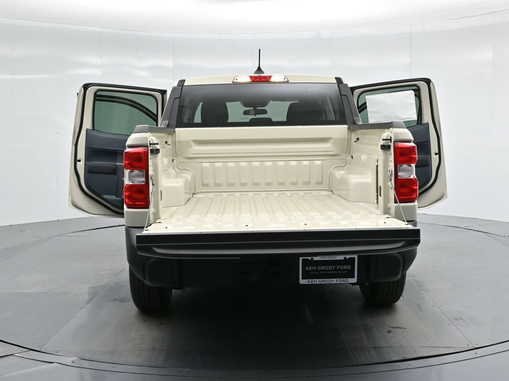 New 2025 Ford Maverick XL FWD image 28
