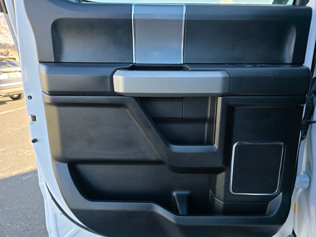 Used 2017 Ford F150 Lariat w/ Equipment Group 502A Luxury image 21