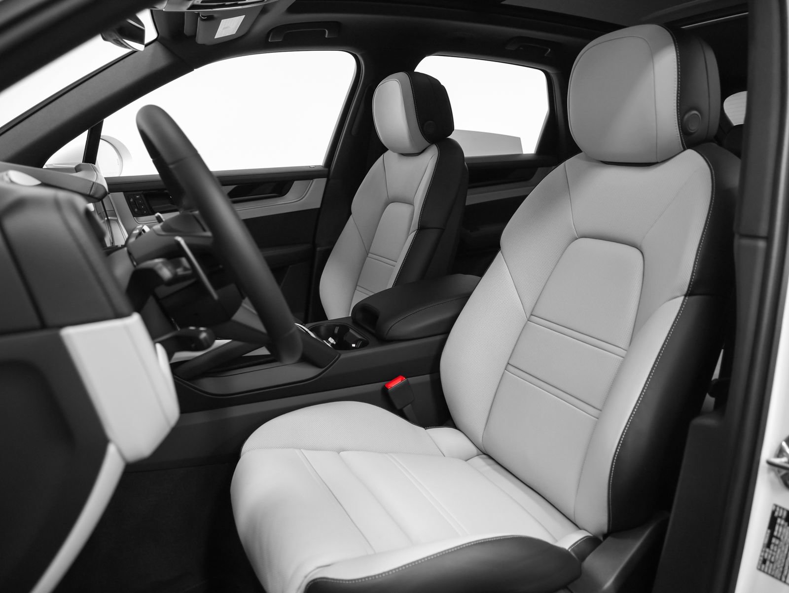 Certified 2026 Porsche Cayenne AWD/4WD image 45