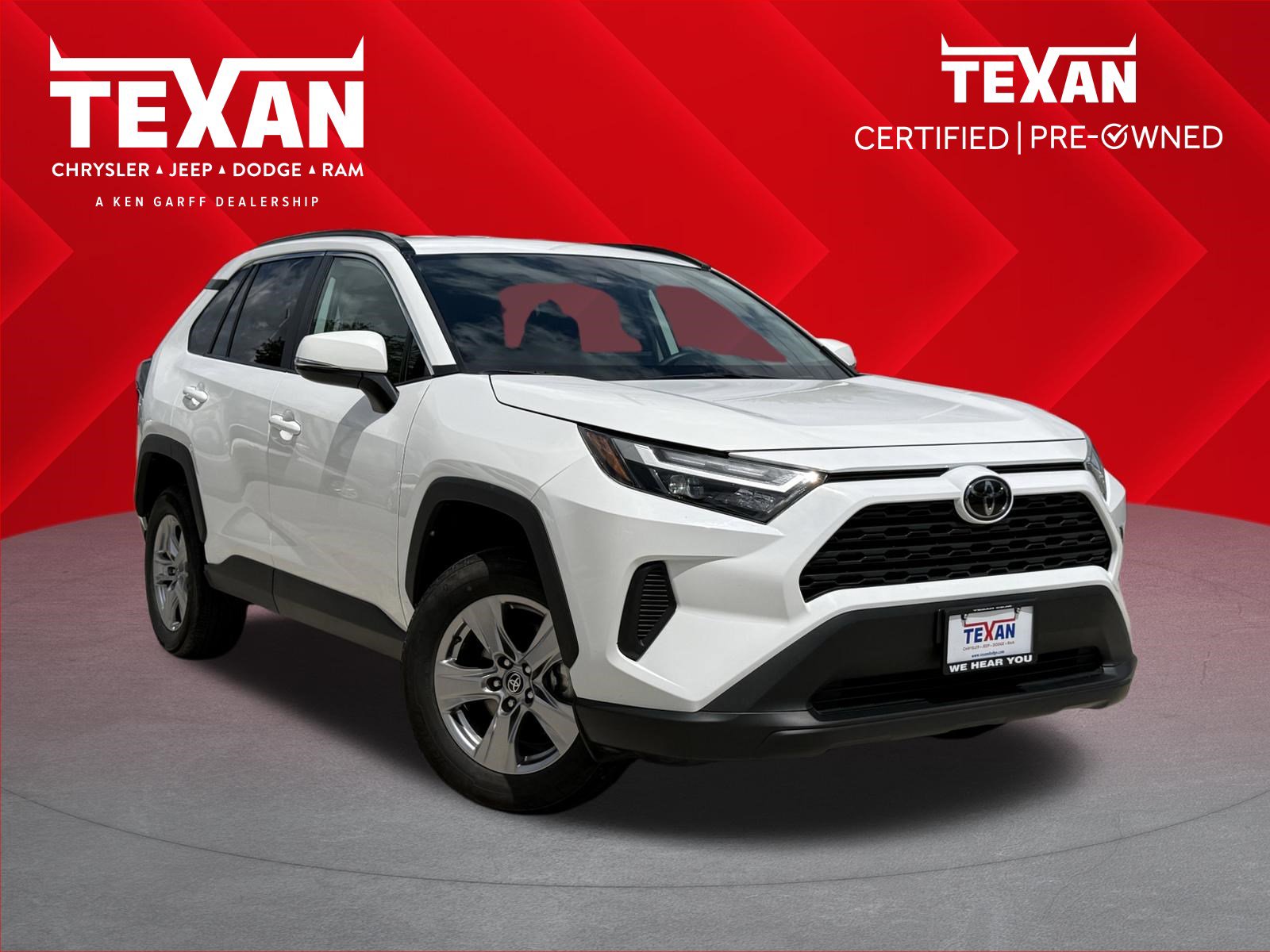 Used 2025 Toyota RAV4 XLE FWD image 1