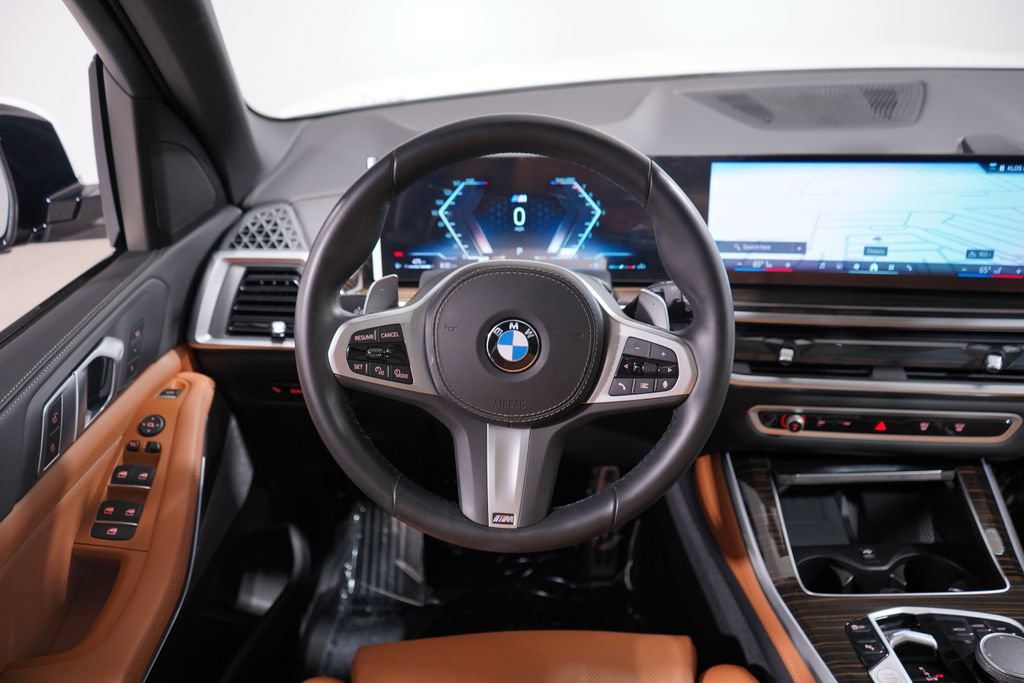 Used 2026 BMW X5 sDrive40i w/ M Sport Package RWD image 9