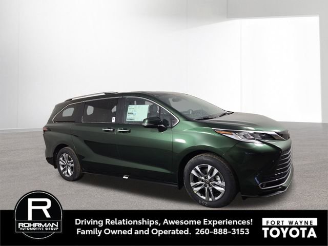 New 2026 Toyota Sienna Limited image 5