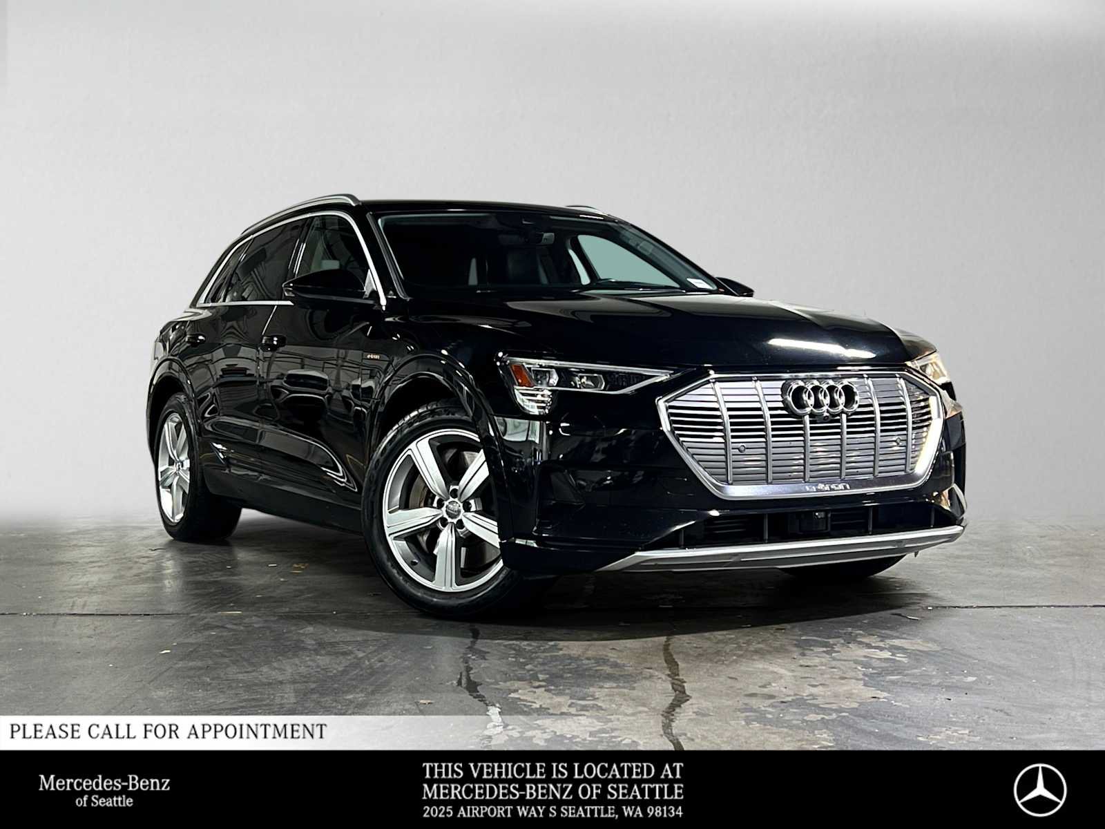 Used 2019 Audi e-tron Prestige w/ Prestige Package