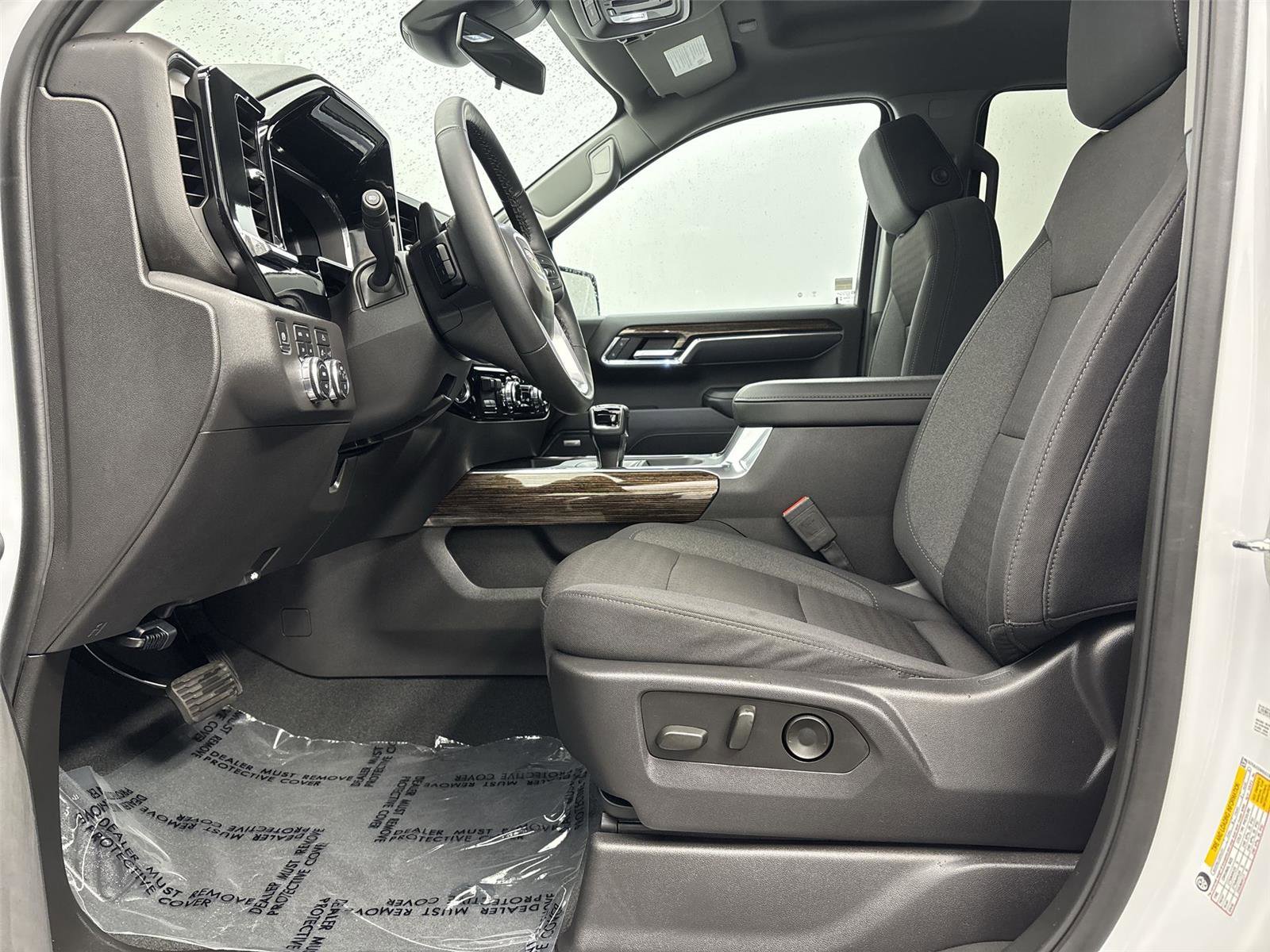 Used 2025 GMC Sierra 1500 Elevation w/ Preferred Package image 13