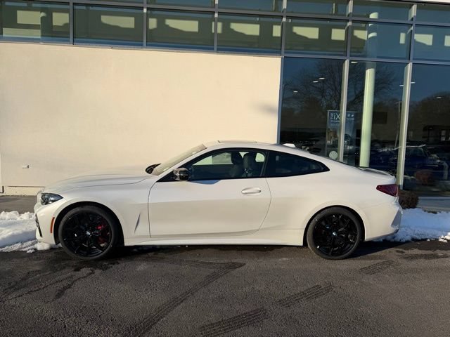 New 2026 BMW 440i xDrive Coupe w/ Premium Package AWD/4WD image 2